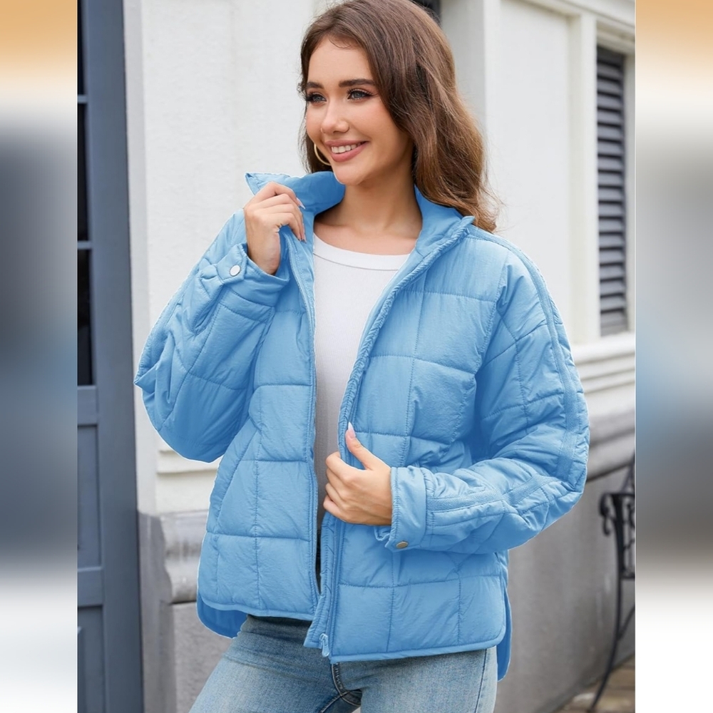 Women's Light Blue Quilted Jacket, Like New, Never worn, Size Medium